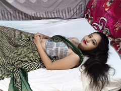 Desi Indian Bhabhi Hard Fuck - Makan Malik Ki BV Ko Choda - Hindi Audio Climax - Web Series Episode 1
