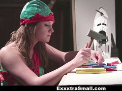 Exxxtra smallish - sticking Lizzie Bell's Extra Small stocking!