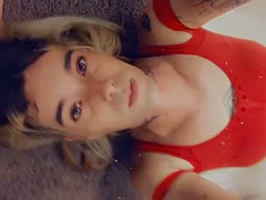 Feminized trap loves to get fucked