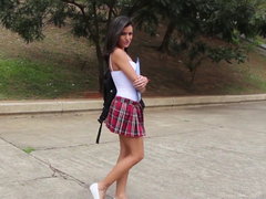 Morena, Linda, Sexo duro, Hombre hombre mujer, Colegiala, Falda, Trio, Uniforme