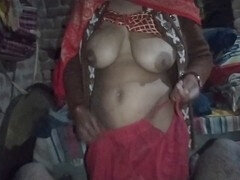 Indianwife31's bhabhi gets naughty in some steamy action