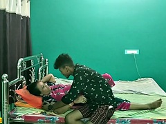 Hot Milf bhabhi hidden fuck with Devar goes viral!! Hidden camera sex