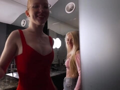 Enthousiasteling, Mooi, Grote lul, Pijpbeurt, Sperma in mond, Groep, Orgie, Kut duiken