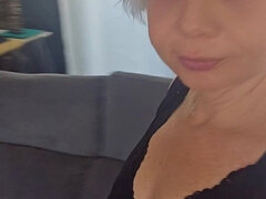 Ερασιτέχνης, Ξανθιά, Γιαγιά, Σπιτικό, Μόνος