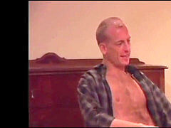 Velik kurac, Fafanje, Gej, Dekle drka tiča, Samozadovoljevanje, Koščena, Retro