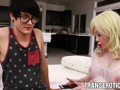 Shemale Sarina Valentina With Ashton Abrahms