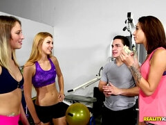 Mamada, Morena, Corridas, Gimnasio, Latina, Dinero