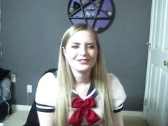 Velký zadek, Blondýna, Gaping, Honění, Masturbace, Přírodní prsa, Sukně, Webkamera