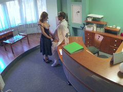 フェラチオ, 指いじり, 自然山雀, オフィス, オマンコ, 締まりの良い, のぞき, 濡れ