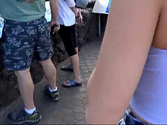 Duży tyłek, Obciąganie, Wytrysk, Obciąganie