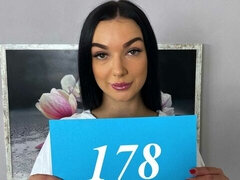 Veľký zadok, Veľké péro, Veľké kozy, Kuřba, Brunetka