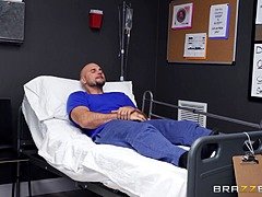 Busty nurse drives patient crazy with how tight she is - MILF Porn