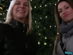 Blasen, Paar, Hundestellung, Aufs gesicht abspritzen, Flotter vierer, Handjob, Im freien, Öffentlich