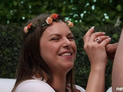 크고 아름다운 여자, 큰 엉덩이, 오랄섹스, 도기스타일, 핸드잡, 밀프, 자연의 가슴, 야외의