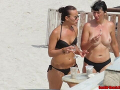 Lieveling, Badpak, Vies praten, Flexibiel, Zoenen, Tiener, Tieten likken, Bekijker