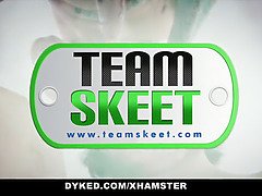 Prstovanie, Hd, Lesbické, Spodná bielizeň, Milf  mčbp, Mamina, Nevlastná mama