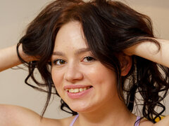 Bruinharig, Masturbatie, Alleen, Tieten likken