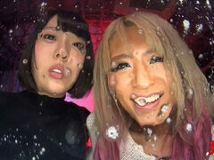 Asiatique, Conversation vulgaire, Fétiche, Humiliation, Japonaise, Lesbienne, Pov, Fumer