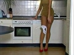 Ruskeahiuksinen, Kuuluisuus, Fetissi, Nyloni, Sukkahousu