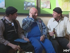 Brunetka, Honění, Nylonové, Študent