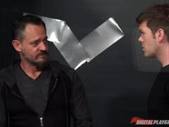 Jalat, Sormetus, Lesbo, Luonnolliset tissit, Lävistys, Pillu, Todellisuus, Tissit