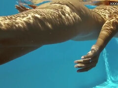 Baben, Fetisch, Ungersk, Porrstjärnor, Offentlig, Dusch, Solo, Tonåring