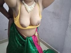 18 jaar, Tante, Grote kont, Bedriegen, Huisgemaakt, Huisvrouw, Indisch, Tiener