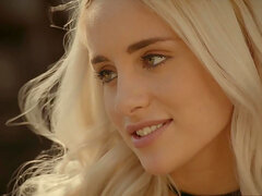 Szőke, Ondó fröcskölés, Arcra élvezés, Hd, Medence, Tini