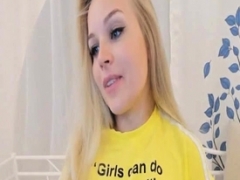 Sexy Blonde chick Fingering & Toying Her Twat