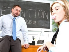 Μεγάλος κώλος, Μεγάλος πούτσος, Ξανθιά, Πίπα, Φυσικά βυζιά, Κοντά μαλλιά, Δασκάλα, Βυζιά