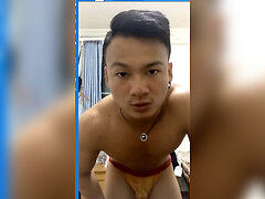 asian Muscle dude jack off