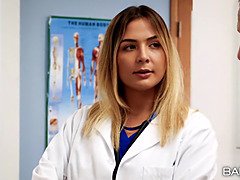 Velike joške, Blondinka, Prstni, Lezbijke, Lizanje, Muco, Rimjob, Šeškanje