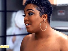 Veľký zadok, Veľké kozy, Blondína, Brunetka, Macaté, 2 ženy 1 muž, Milf  mčbp, Prirodzené prsia