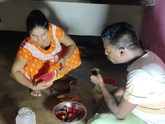 18, 素人, バイセクシャル, カップル, Hd, 自家製, インド人, キッチン