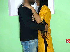 Indian-shaved-pussy-sex, indian-role-play, delhi-sex