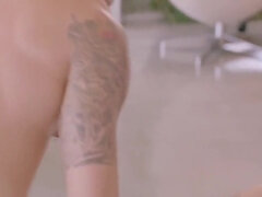 Iso kulli, Isot tissit, Ruskeahiuksinen, Klassinen, Söpö, Kyrpä, Nännit, Orgasmi