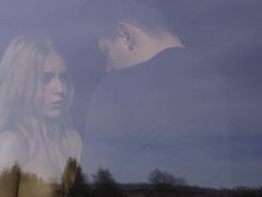 엉덩이, 금발의, 도기스타일, 유럽인, 자연의 가슴, 피어싱, 양말, 젖가슴