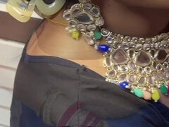 Amatorka, Duży tyłek, Obciąganie, Para, Erotyczne rozmowy, Gospodyni domowa, Indyjski, Mleko