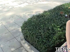 Zadek, Kuřba, Brunetka, Hd, Pička, Drsné akce, Ječení, Teenka