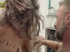 Grosse bite, Sucer une bite, Bondage, Britannique, Allemand, Mère que j'aimerais baiser, Seins naturels, Rugueux