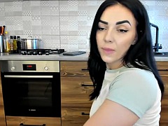 Kisbaba, Tekintélyes didik, Gesztenyebarna, Láb, Fétis, Érett feleség, Egyedül, Vibi