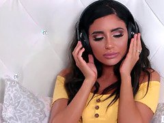 Amerikanisch, Schönheit, Braunhaarige, Lesbisch, Milf, Mutti, Schwestern, Stiefmutter