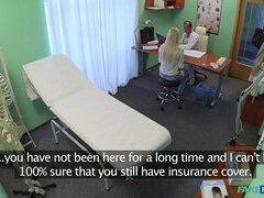 Amateur, Salle de bains, Blonde, Plantureuse, Éjaculation interne, Bureau, Uniforme, Voyeur