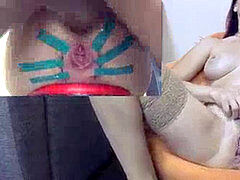 Brunetta, Masturbazione, Mamma che vorrei scoparmi, Orgasmo, Solo, Calze, Tatuaggi