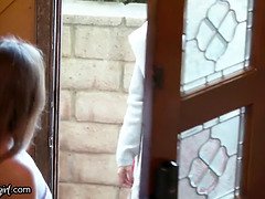 Brunetka, Prsnatá, Pár, Sedenie na tvári, Realita, Jačania, Teenka, Švédska rojka