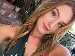 Cul, Gros cul, Sucer une bite, Embrassement, Mère que j'aimerais baiser, De plein air, Piscine, Nénés