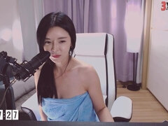 Korean Baby Girl Online! Live Stream with Super Body Teen