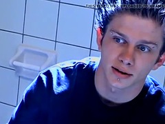 Gay, Masturbace, Sprcha, Kouření, Sólo