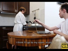 Kuřba, Zväčšenie, Hd, Homemade, Sestra, Tabu, Teenka, Kozičky