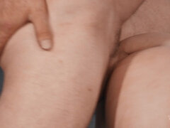 Anal, Mamada, Atrapados, Engañando, Estilo perrito, Masturbacion con pies, Tetas naturales, Tatuaje